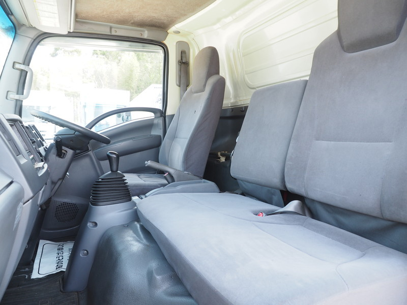 いすゞ エルフ 冷凍バン 小型 SKG-NPR85AN 年式 H23[写真23]