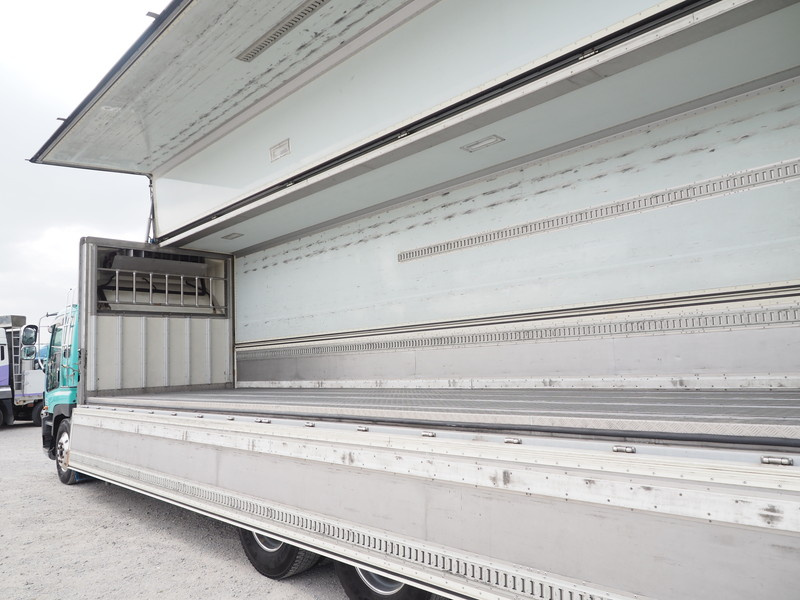 いすゞ ギガ 冷凍ウイング 大型 PJ-CYL51V5 年式 H17[写真19]