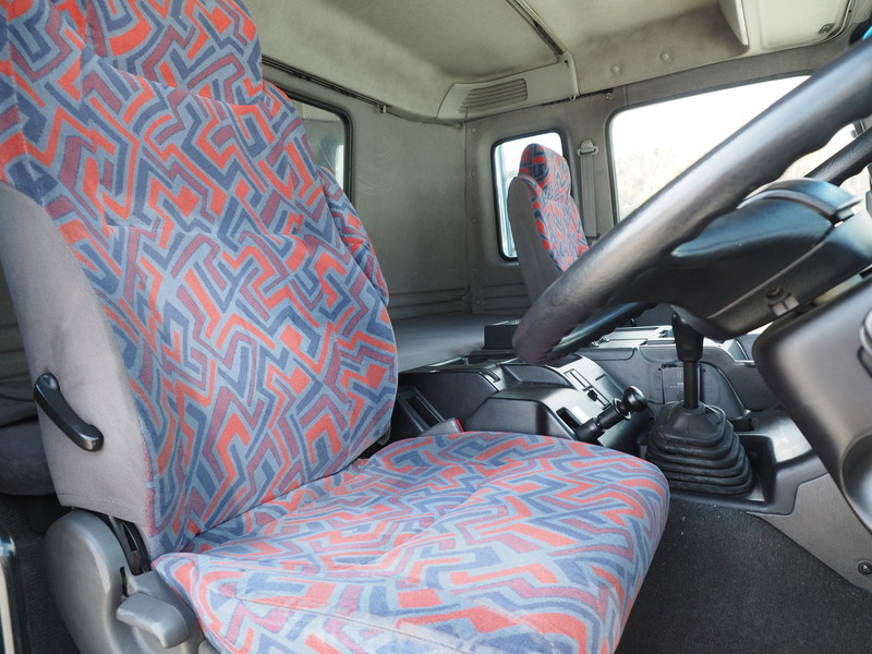 いすゞ ギガ 冷凍ウイング 大型 PJ-CYL51V5 年式 H17[写真34]