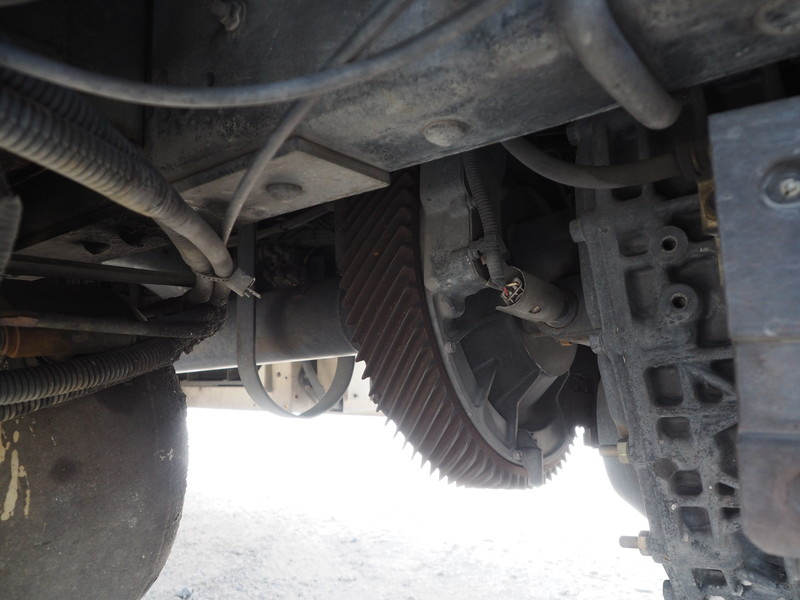 いすゞ ギガ 冷凍ウイング 大型 PJ-CYL51V5 年式 H17[写真44]