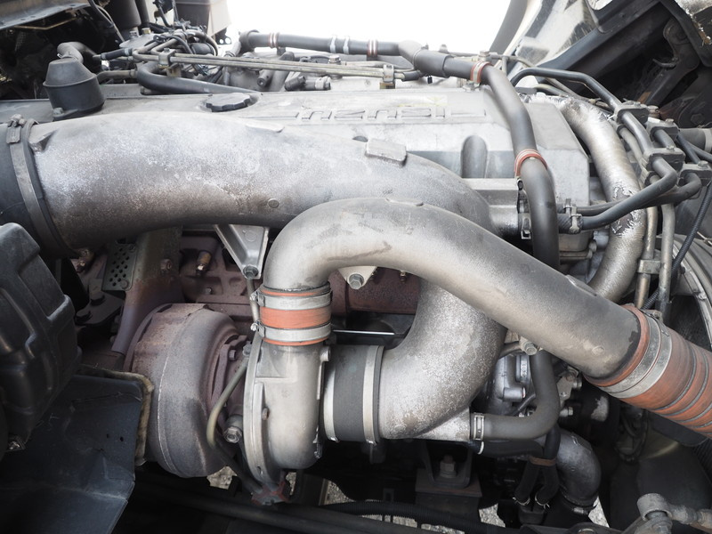 いすゞ ギガ 冷凍ウイング 大型 PJ-CYL51V5 年式 H17[写真50]