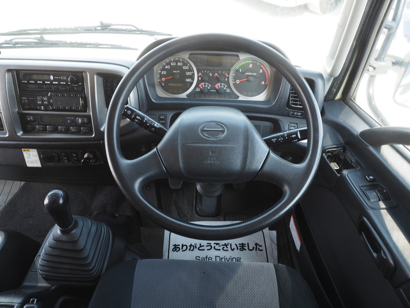 日野 レンジャー 冷凍バン 中型 TKG-FC9JKAA 年式 H25[写真24]