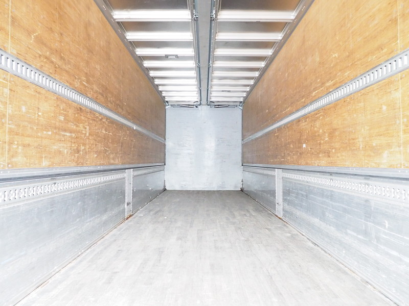 いすゞ ギガ ウイング車 大型 LKG-CYJ77A 年式 H24[写真19]