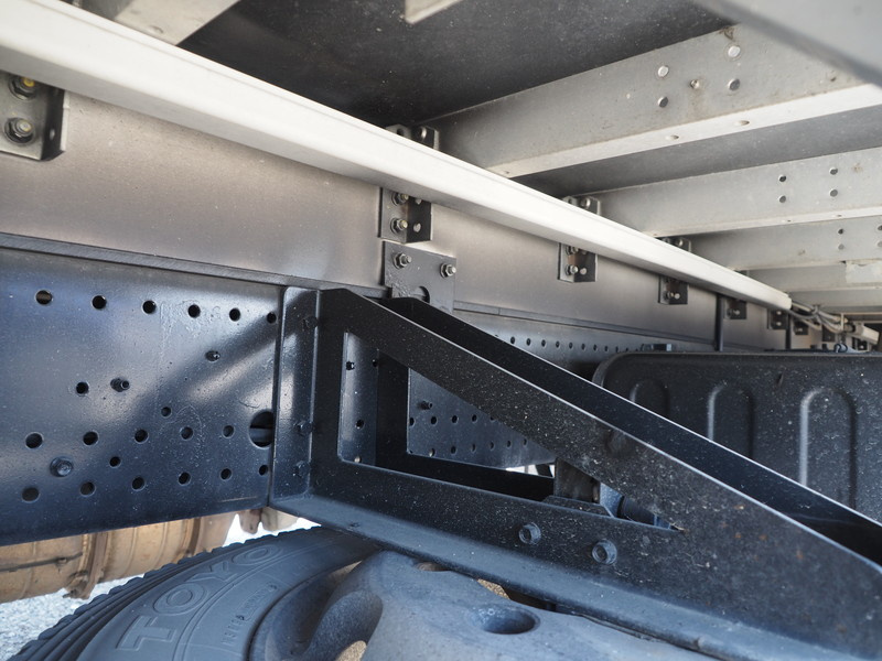 いすゞ フォワード ウイング車 中型 PDG-FRR34S2 年式 H22[写真30]