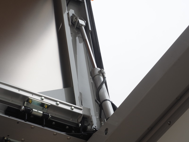 いすゞ フォワード ウイング車 中型 TKG-FRR90T2 年式 H27[写真14]