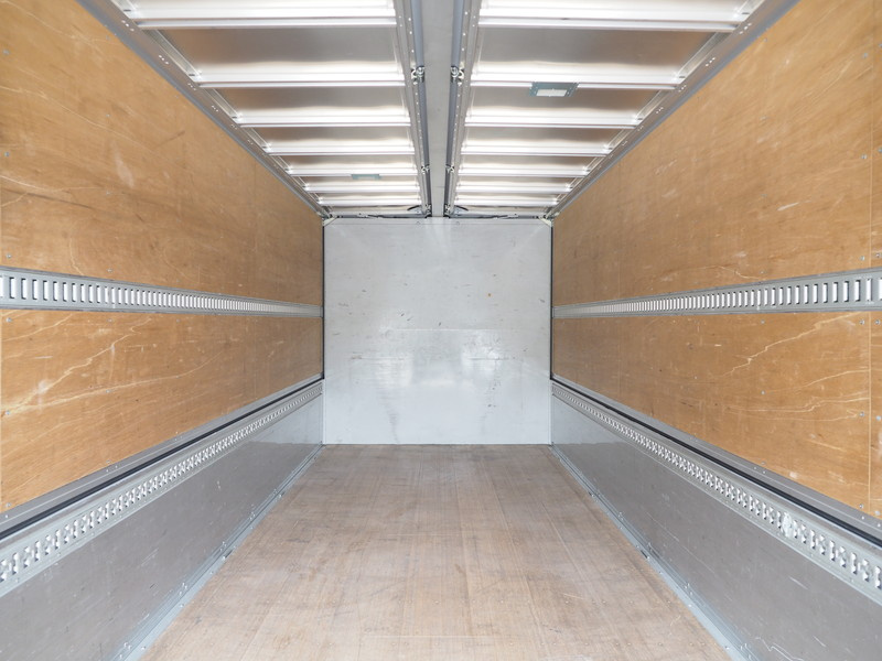 いすゞ フォワード ウイング車 中型 TKG-FRR90T2 年式 H27[写真19]