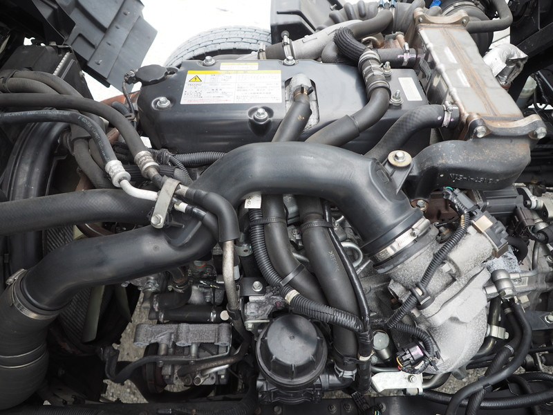 いすゞ フォワード ウイング車 中型 TKG-FRR90T2 年式 H27[写真38]