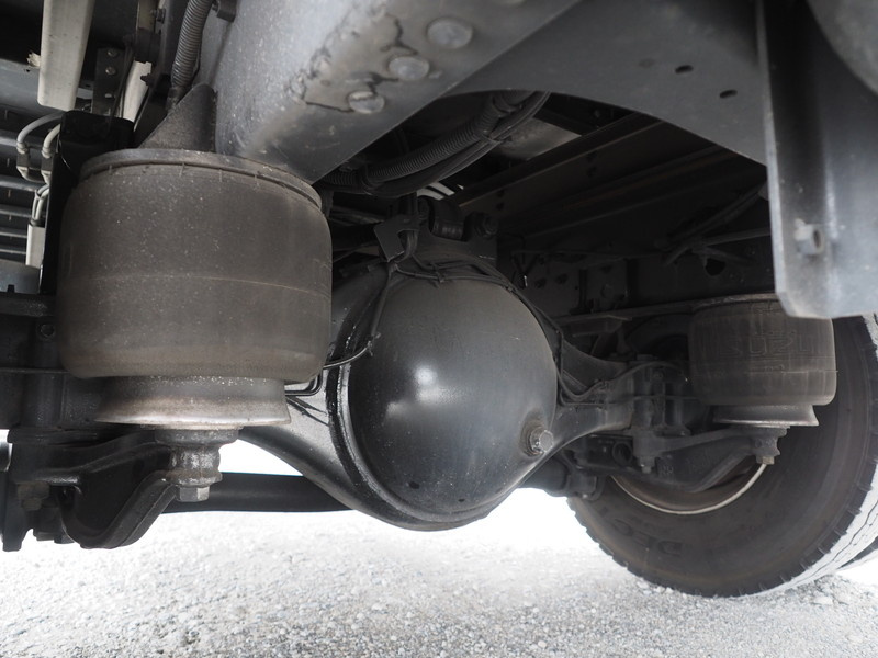 いすゞ フォワード ウイング車 中型 TKG-FRR90T2 年式 H27[写真35]