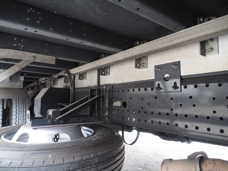 いすゞ フォワード ウイング車 中型 TKG-FRR90T2 年式 H27[写真34]