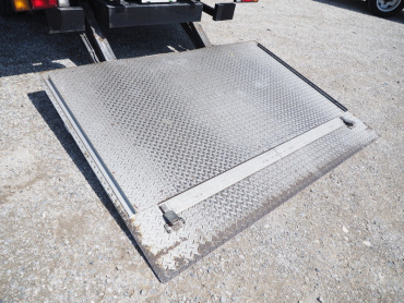 いすゞ エルフ バン車 小型 BKG-NPR85AN 年式 H19 [写真16]