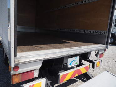 日野 デュトロ バン車 小型 TKG-XZU710 年式 H27 [写真13]