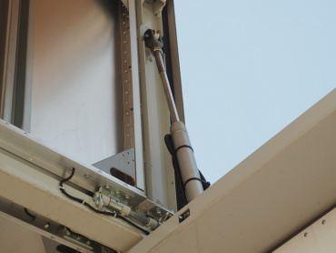 三菱ふそう スーパーグレート ウイング車 大型 QPG-FS64VZ 年式 H27 [写真16]