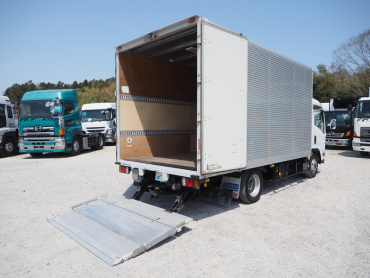 いすゞ エルフ バン車 小型 TKG-NPR85AN 年式 H26 [写真15]