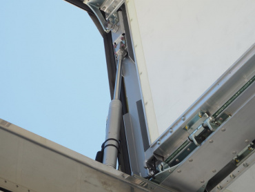 UDトラックス クオン ウイング車 大型 QKG-CG5ZA 年式 H26 [写真13]