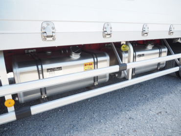 UDトラックス クオン ウイング車 大型 QKG-CG5ZA 年式 H26 [写真09]