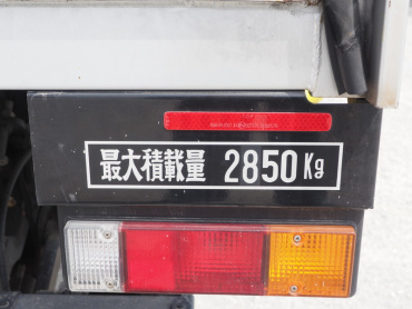 三菱ふそう キャンター バン車 小型 TKG-FEB50 年式 H26 [写真17]
