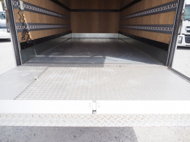 三菱ふそう キャンター バン車 小型 TKG-FEB50 年式 H26 [写真16]