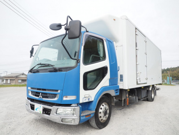 三菱ふそう ファイター 冷凍バン 中型 PDG-FK61F 年式 H22 [写真01]