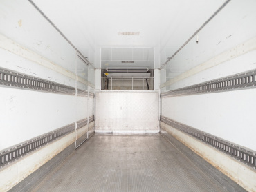 三菱ふそう ファイター 冷凍バン 中型 PDG-FK61F 年式 H22 [写真12]