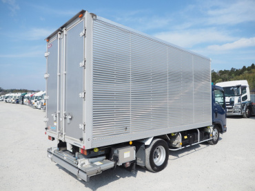 いすゞ エルフ バン車 小型 TPG-NMR85AN 年式 H27 [写真04]