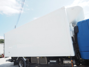 三菱ふそう ファイター 冷凍バン 中型 PDG-FK61F 年式 H22 [写真08]