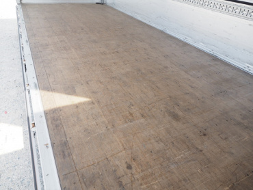 いすゞ フォワード ウイング車 中型 TKG-FRR90T2 年式 H27 [写真19]