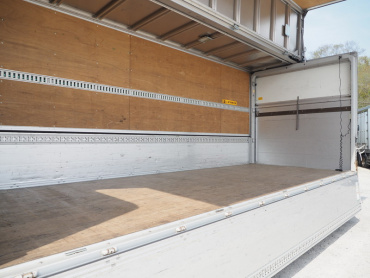 いすゞ フォワード ウイング車 中型 TKG-FRR90T2 年式 H27 [写真16]