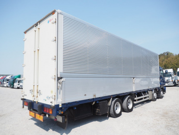 いすゞ ギガ ウイング車 大型 LKG-CYJ77A 年式 H23 [写真05]