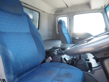 いすゞ ギガ ウイング車 大型 LKG-CYJ77A 年式 H23 [写真26]