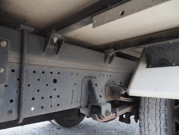 いすゞ エルフ 冷凍バン 小型 SKG-NPR85AN 年式 H23 [写真24]