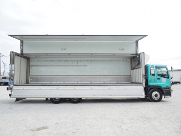 いすゞ ギガ 冷凍ウイング 大型 PJ-CYL51V5 年式 H17 [写真12]