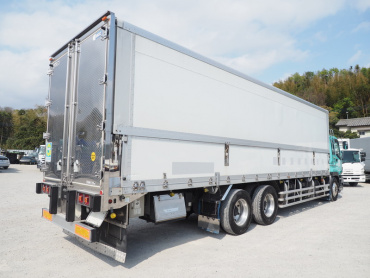 いすゞ ギガ 冷凍ウイング 大型 PJ-CYL51V5 年式 H17 [写真04]