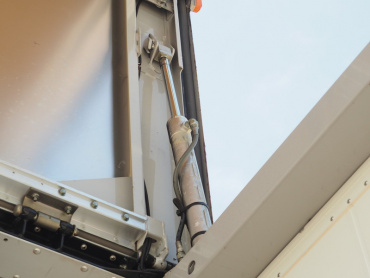 いすゞ フォワード ウイング車 中型 PDG-FRR34S2 年式 H22 [写真14]