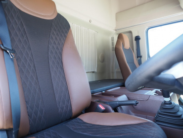 日野 レンジャー バン車 中型 2PG-FD2ABG 年式 H30 [写真21]