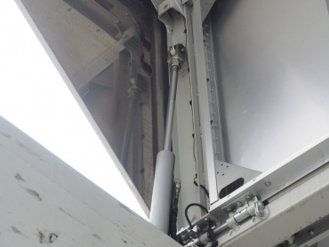 三菱ふそう スーパーグレート ウイング車 大型 QKG-FS54VZ 年式 H24 [写真13]