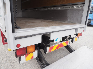 いすゞ フォワード ウイング車 中型 TKG-FRR90T2 年式 H27 [写真22]