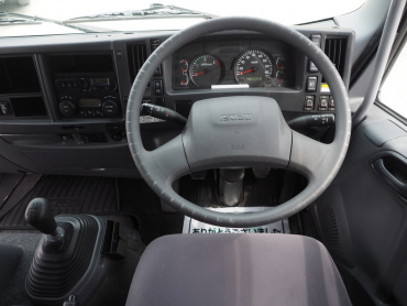 いすゞ フォワード ウイング車 中型 TKG-FRR90T2 年式 H27 [写真28]