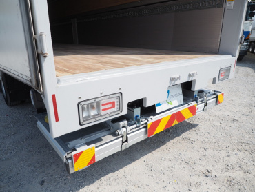 日野 プロフィア ウイング車 大型 2PG-FW1AHG 年式 H30 [写真26]