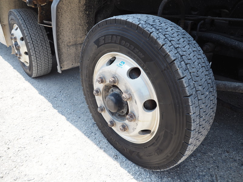 いすゞ ギガ ウイング車 大型 LKG-CYJ77A 年式 H24[写真36]