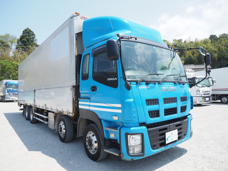 いすゞ ギガ ウイング車 大型 LKG-CYJ77A 年式 H24[写真03]