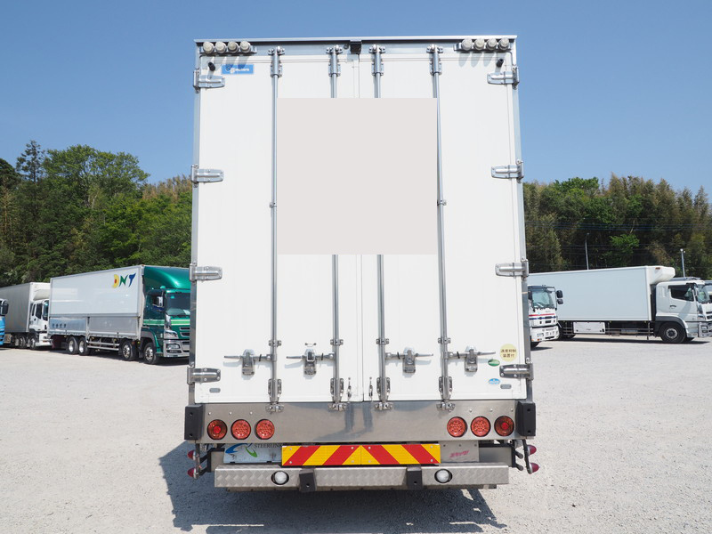 いすゞ ギガ ウイング車 大型 QKG-CYJ77A 年式 H24[写真06]