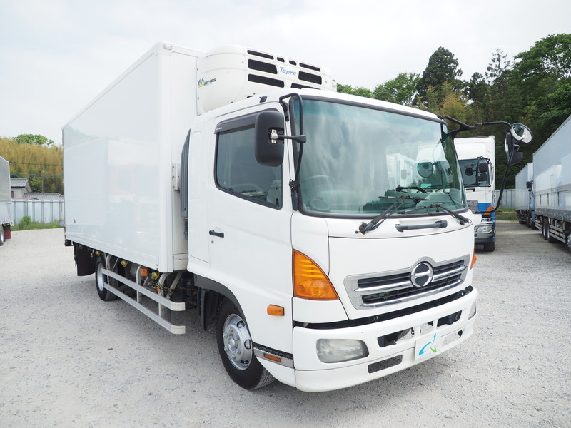 日野 レンジャー 冷凍バン 中型 BKG-FD7JJYG 年式 H23[写真03]