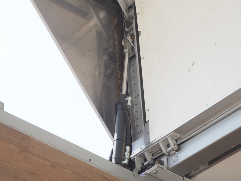 三菱ふそう スーパーグレート ウイング車 大型 QKG-FS54VZ 年式 H24[写真19]