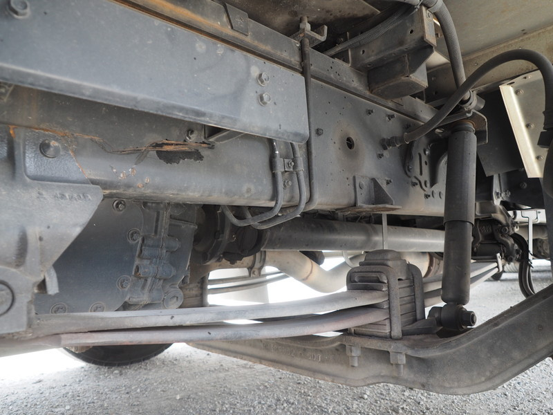 三菱ふそう スーパーグレート ウイング車 大型 QKG-FS54VZ 年式 H25[写真37]