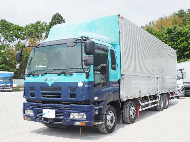 いすゞ ギガ ウイング車 大型 PKG-CYJ77W8 年式 H22[写真01]