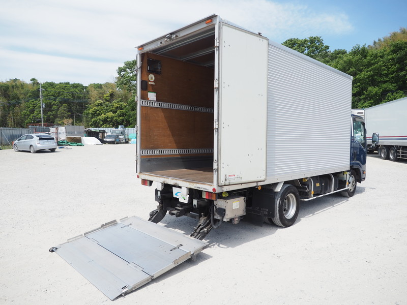 いすゞ エルフ バン車 小型 TPG-NMR85AN 年式 H27[写真14]