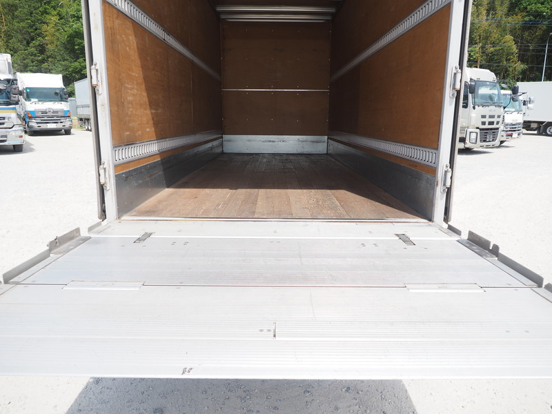 いすゞ エルフ バン車 小型 TPG-NMR85AN 年式 H27[写真16]