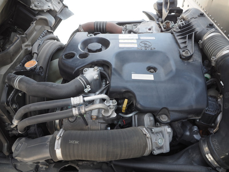 いすゞ エルフ バン車 小型 TPG-NMR85AN 年式 H27[写真28]