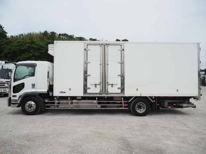 いすゞ フォワード 冷凍バン 中増t PKG-FSR34T2 年式 H19[写真09]