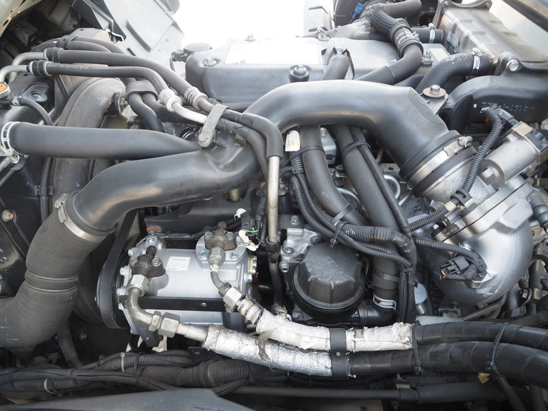 いすゞ フォワード 冷凍バン 中型 TKG-FRR90S2 年式 H25[写真33]